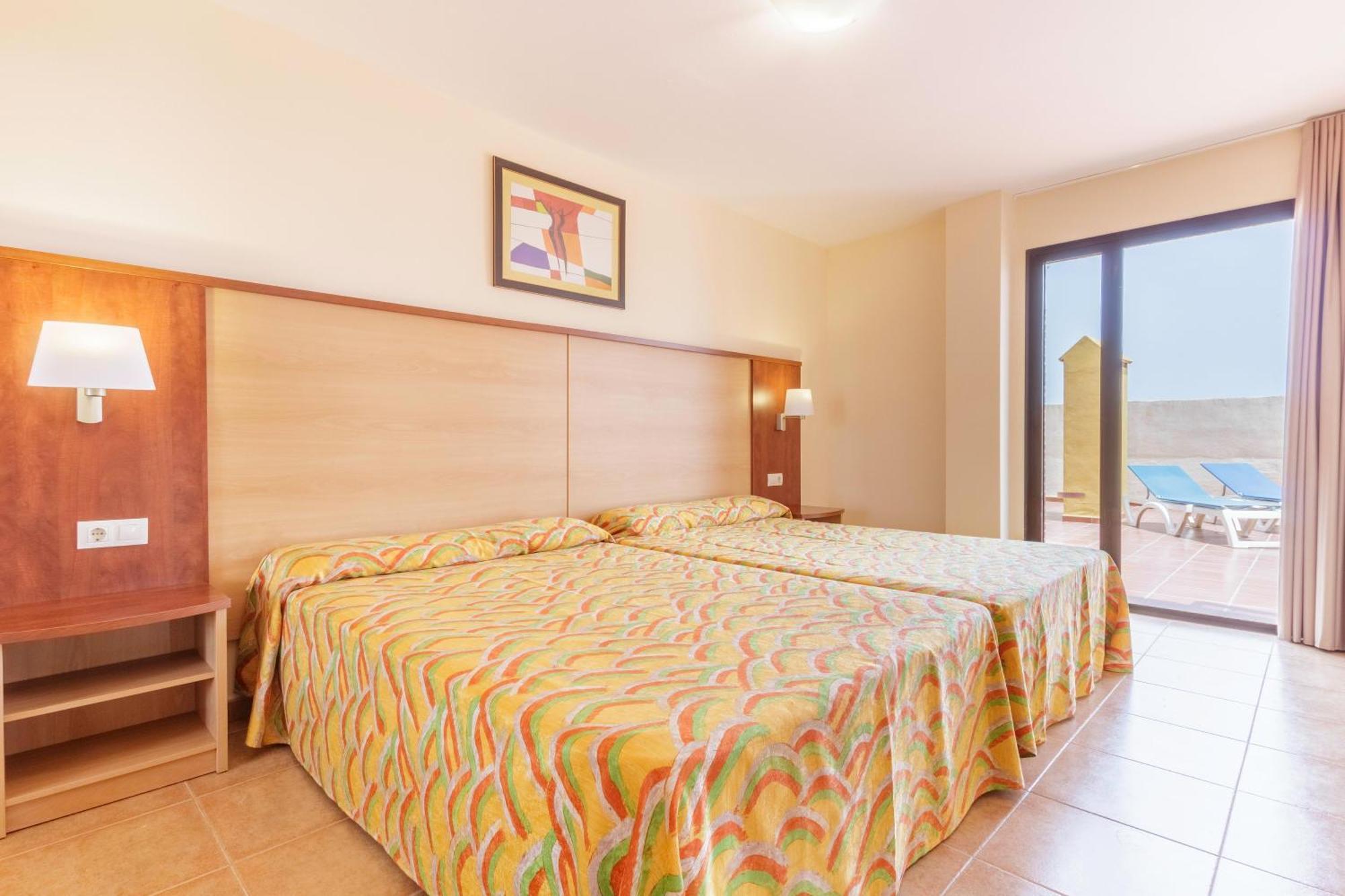 Alcazar Apart-hotel La Herradura (Granada)