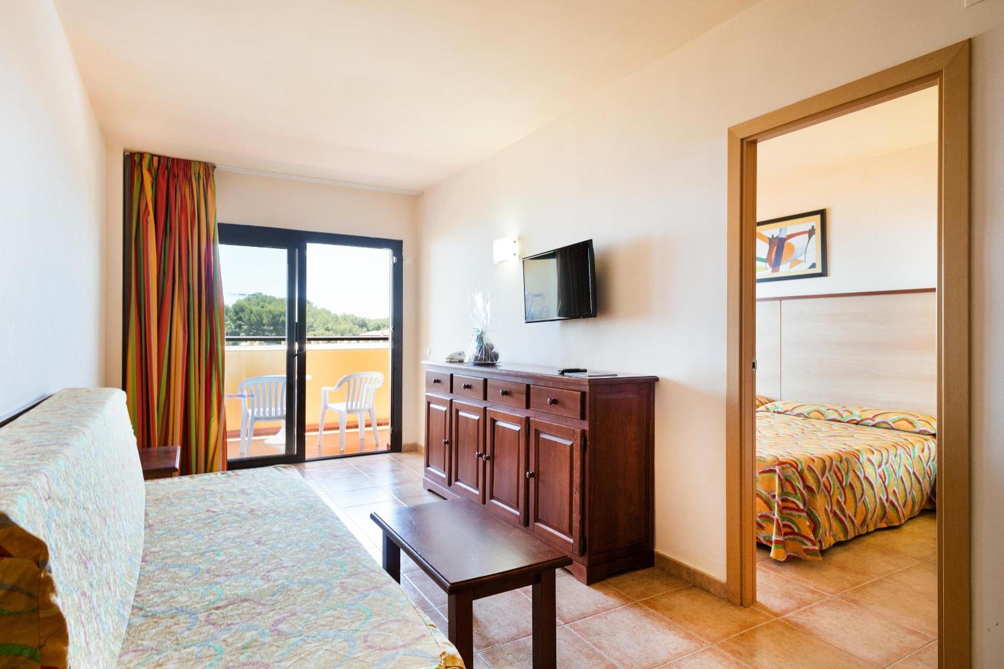 Alcazar Aparthotel