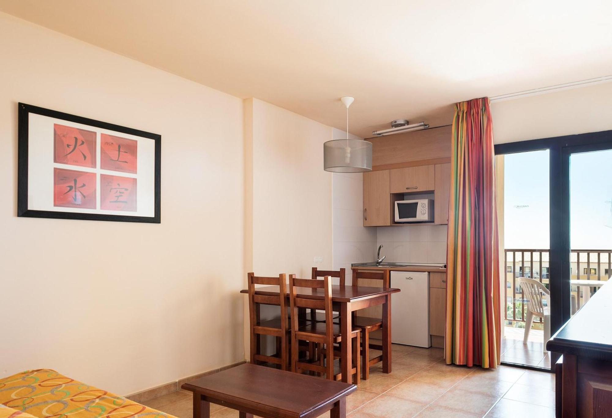 Alcazar Aparthotel *